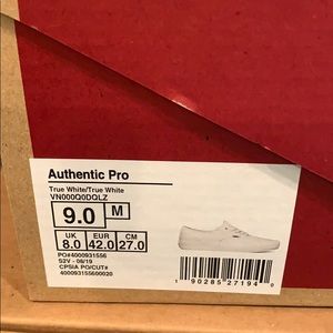 Vans Shoes Mens size 9 White